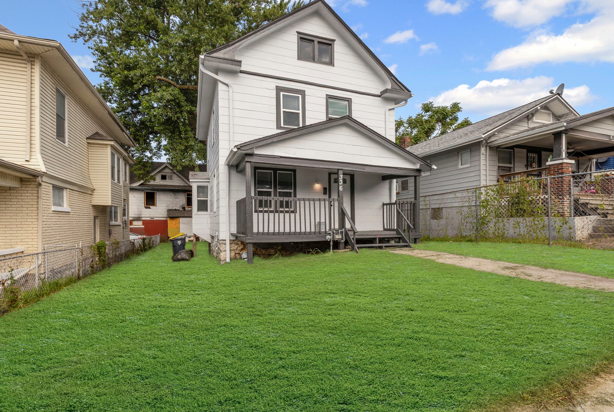 Building Photo - 336 N Hardesty Ave
