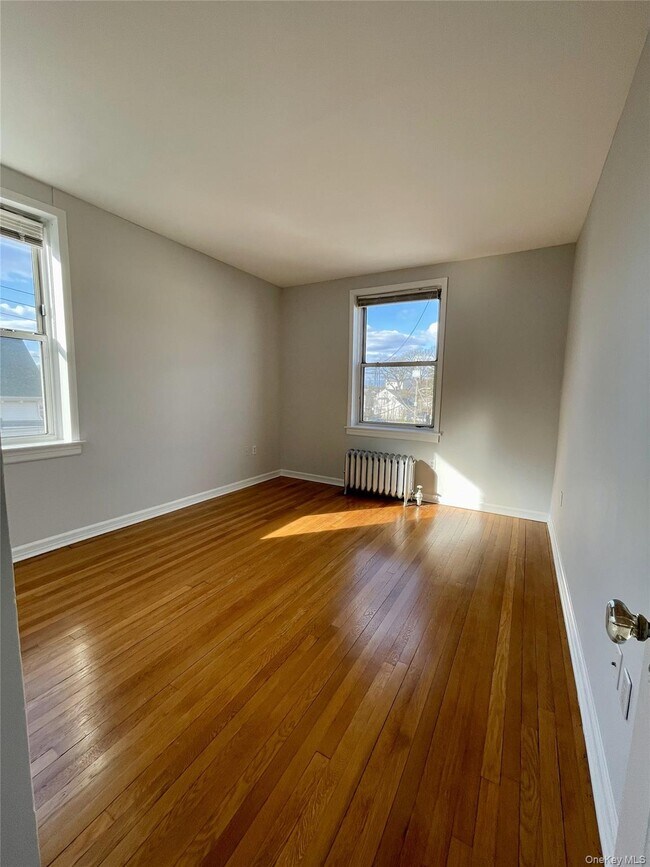 Building Photo - 40 Fairview Ave