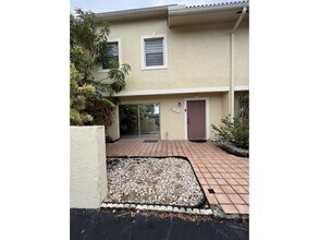 Building Photo - 4305 Coral Springs Dr