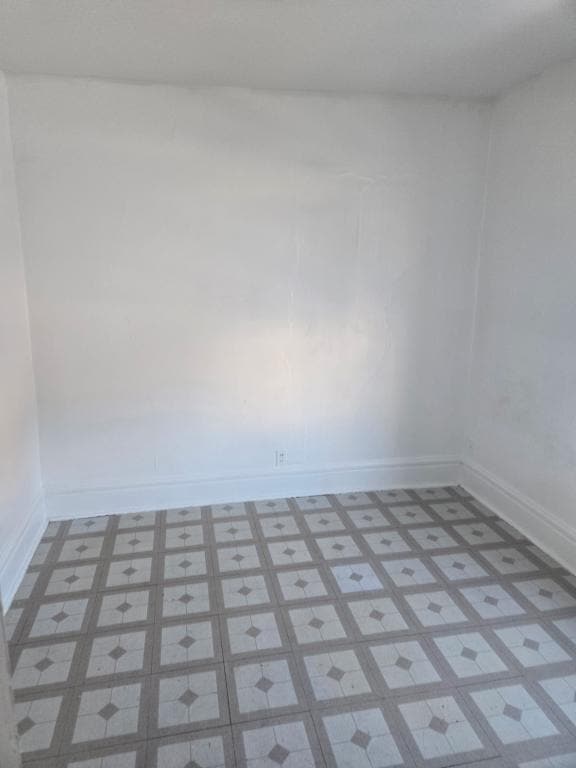 Building Photo - 414 S Beaver Ave