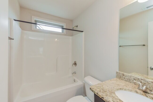 Building Photo - 1008 Allegiance Dr