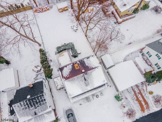 Building Photo - 26 Genevieve Ave