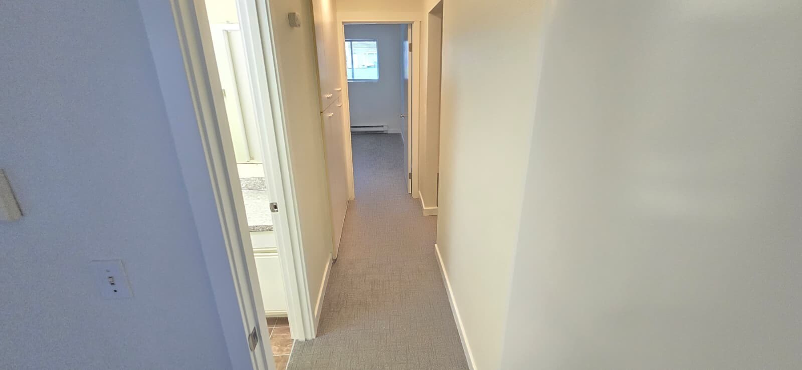 Building Photo - 13821 SE Allen Rd