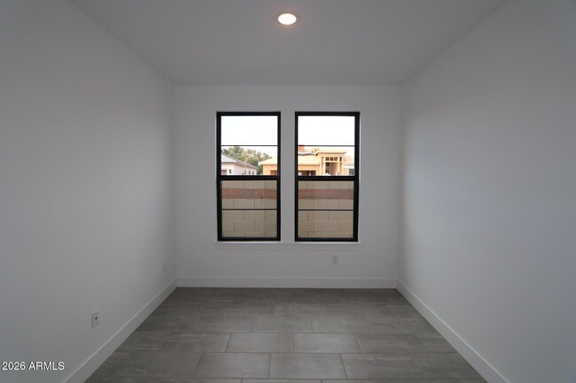Building Photo - 1063 E Zion Way