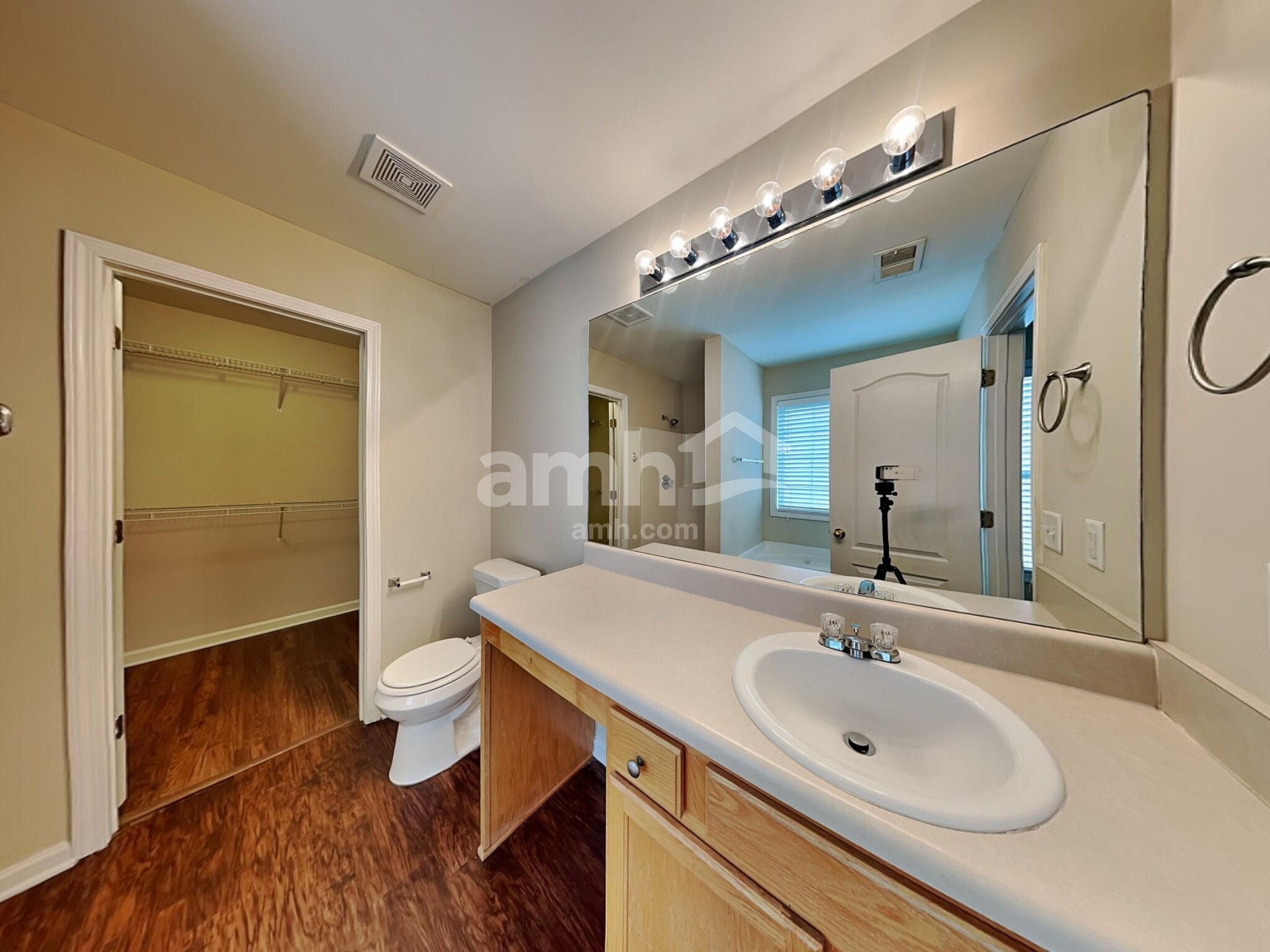 Building Photo - 17 Brookvalley Ct W