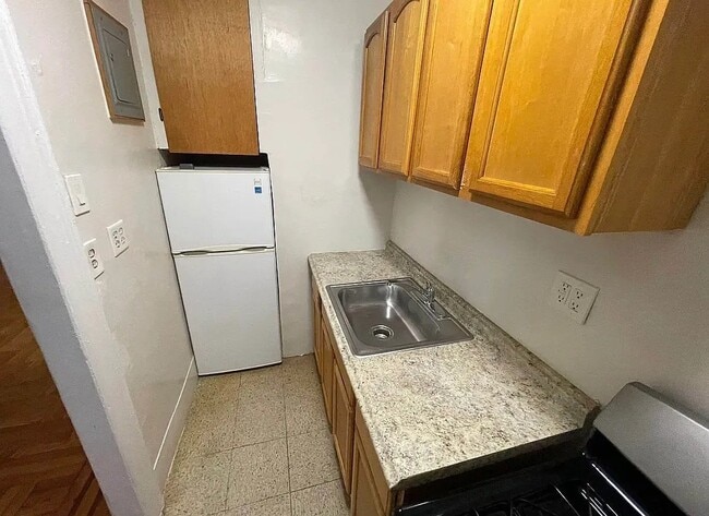 Building Photo - 41-08 159th St