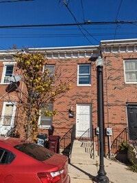 Building Photo - 33 E 22nd St