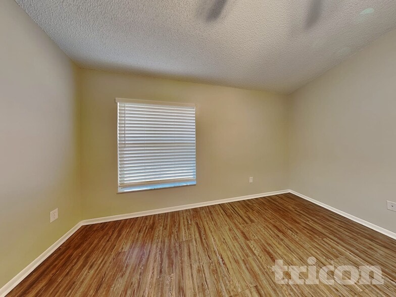 Building Photo - 1488 Country Mansion Ct