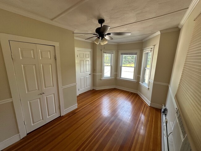Building Photo - 252 Old Forge Rd