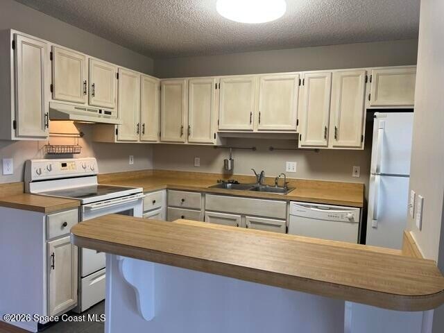 Building Photo - 1514 Manor Dr NE