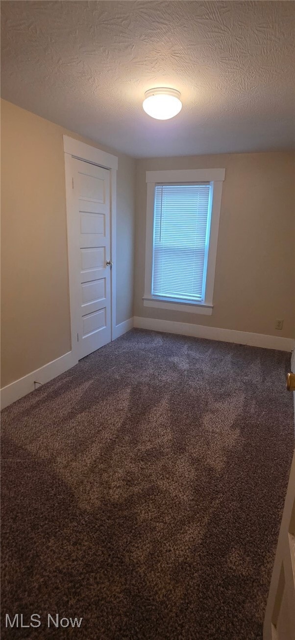 Building Photo - 920 Redfern Ave