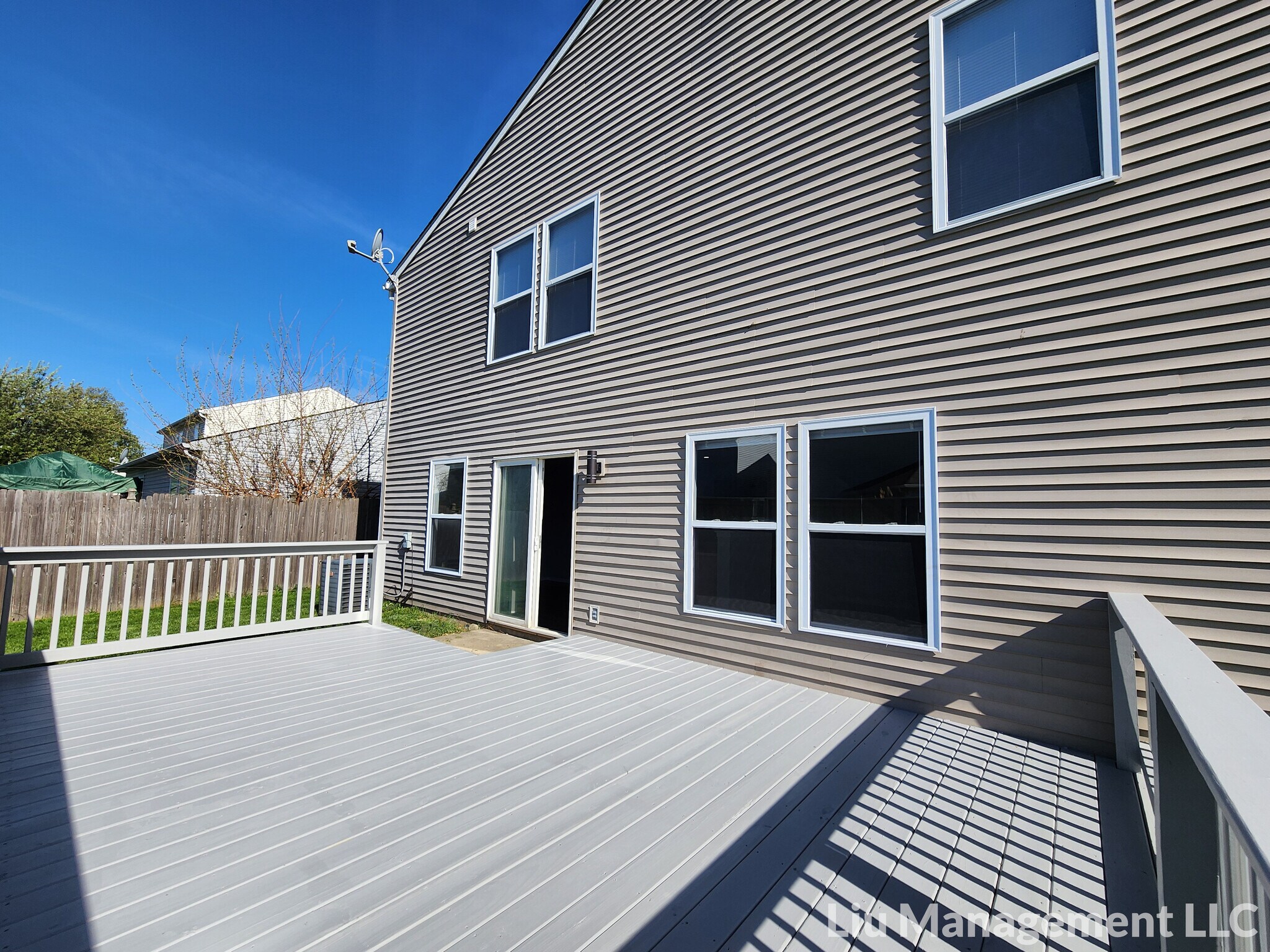 Building Photo - 10345 Carrington Way