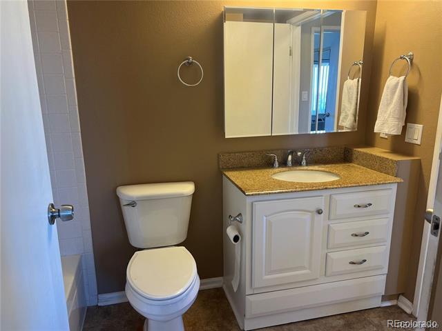 Building Photo - 13850 E Marina Dr