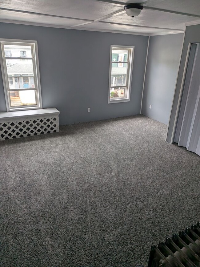 Building Photo - House for rent