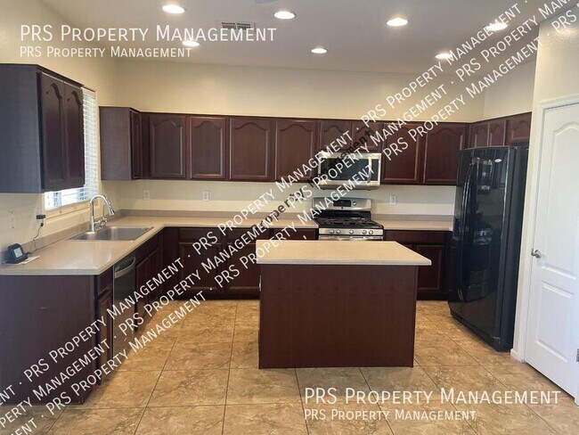 Building Photo - 4816 S Emery-