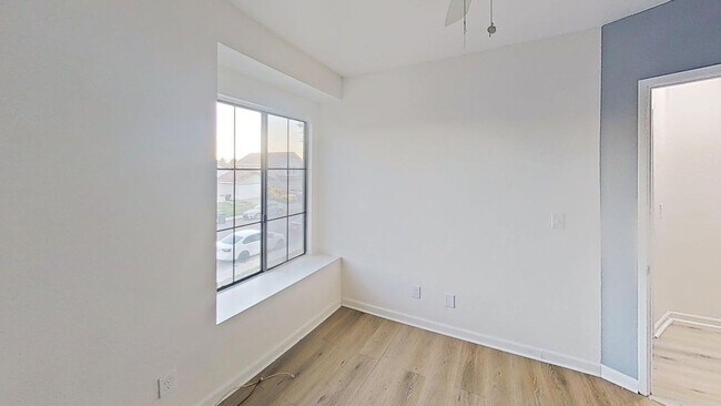 Building Photo - 15711 Shadow Mountain Ln