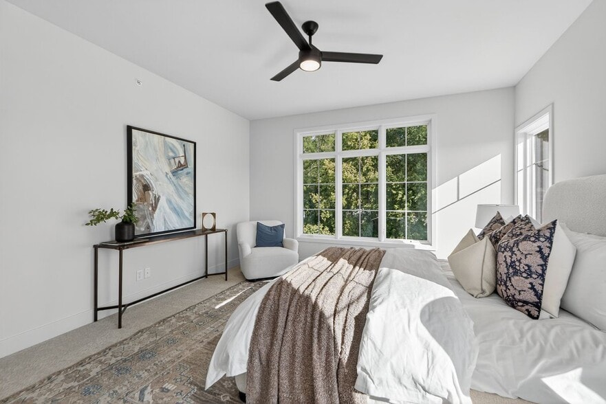 Building Photo - 2100 W 86th St