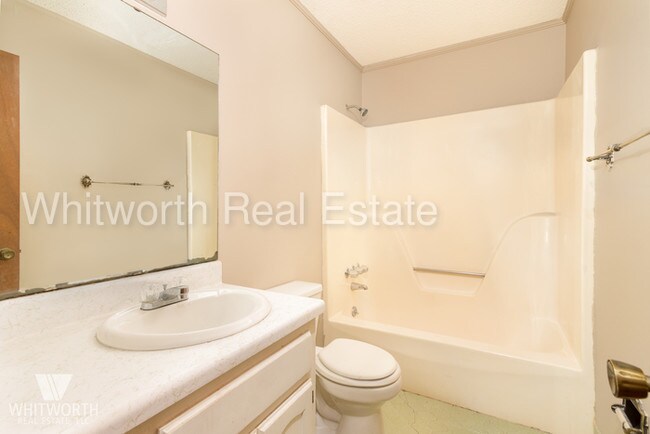 Building Photo - 3807 Sheffield Ct