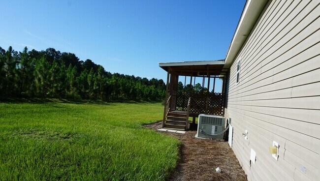 Building Photo - 3876 Rowell Rd