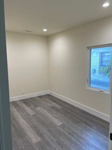 Building Photo - 1825 Berkeley Way