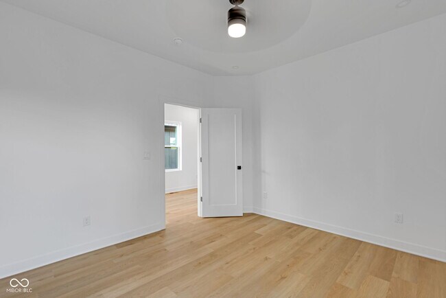 Building Photo - 1025 Churchman Ave