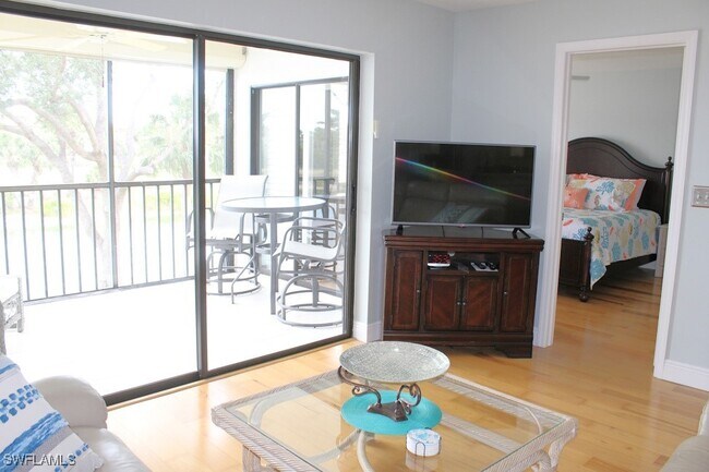 Building Photo - 16500 Kelly Cove Dr