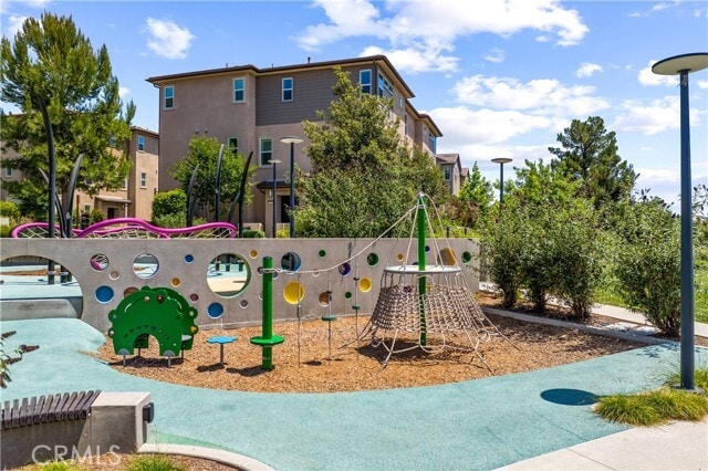 Building Photo - 239 Yerba
