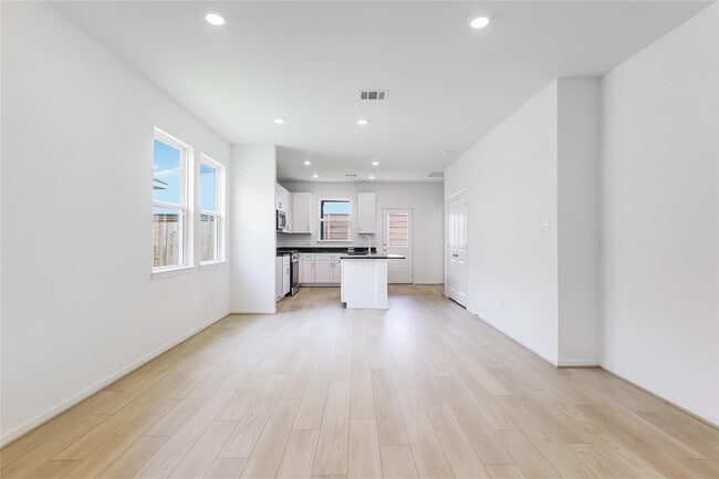 Building Photo - 21834 Red Lantana Trl