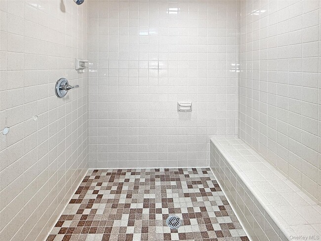 Building Photo - 4332 Albany Post Rd