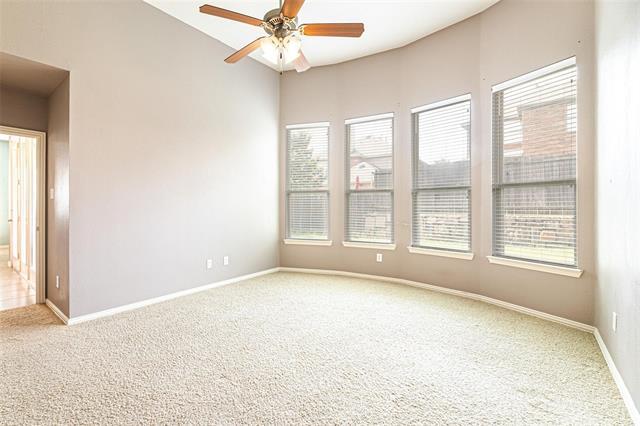 Building Photo - 6305 Canyon Crest Dr