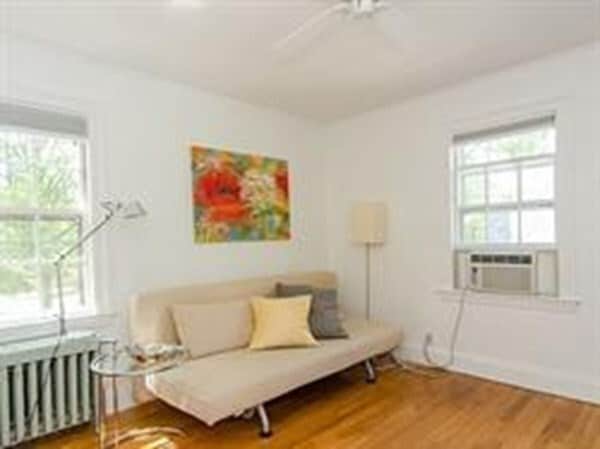 Building Photo - 381 VFW Parkway