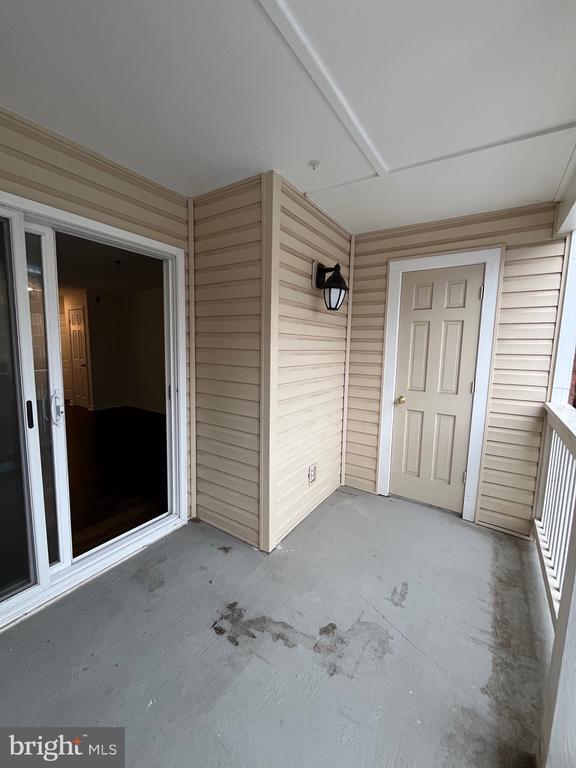 Building Photo - 1524 Lincoln Way