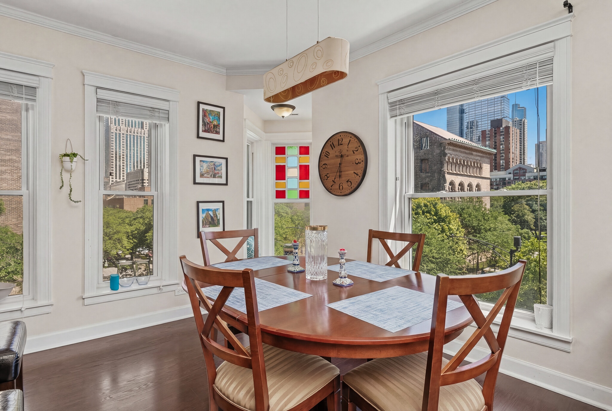 Dining Room - 104 W Oak St