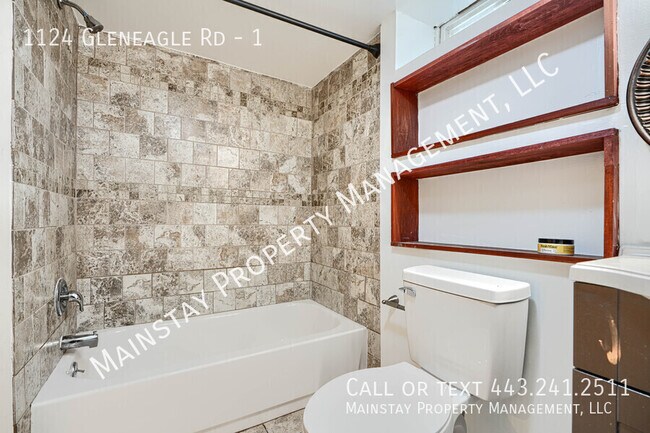 Building Photo - 1124 Gleneagle Rd