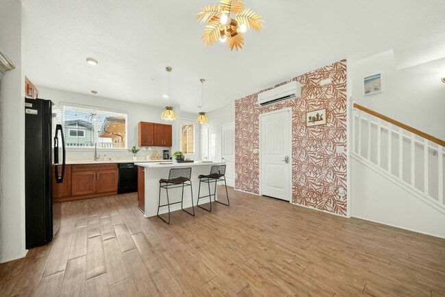 Building Photo - 724 Kakala St