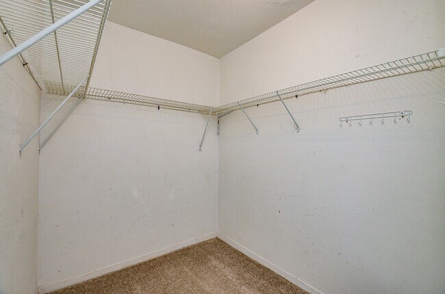 Building Photo - 9350 Country Creek St