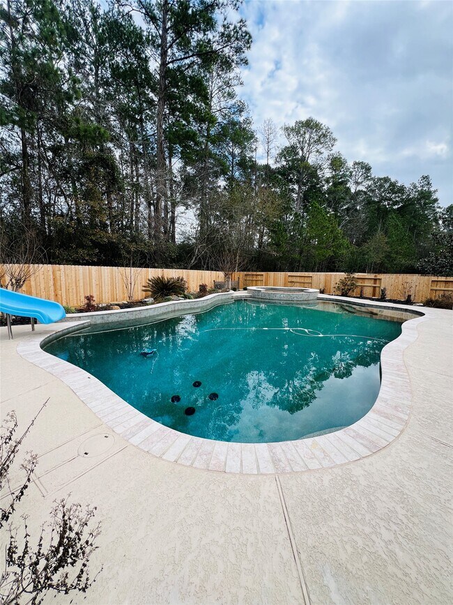 Building Photo - 27 E Shale Creek Cir