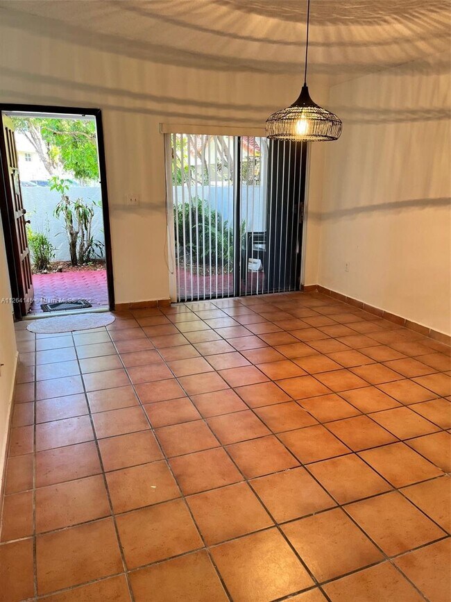 Building Photo - 7515 SW 153rd Ct