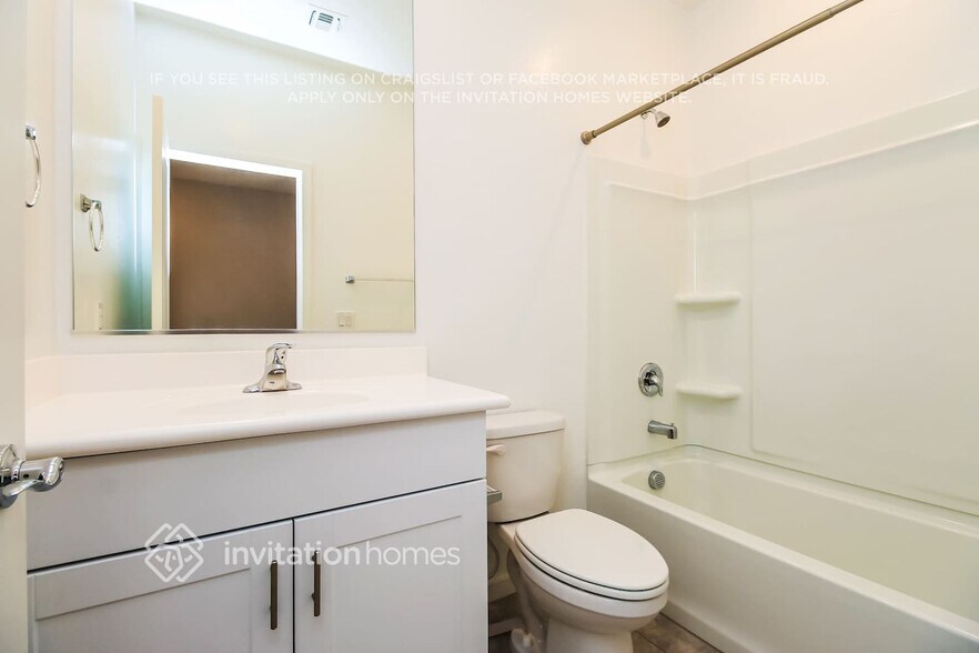 Building Photo - 33899 Blue Curl Ln