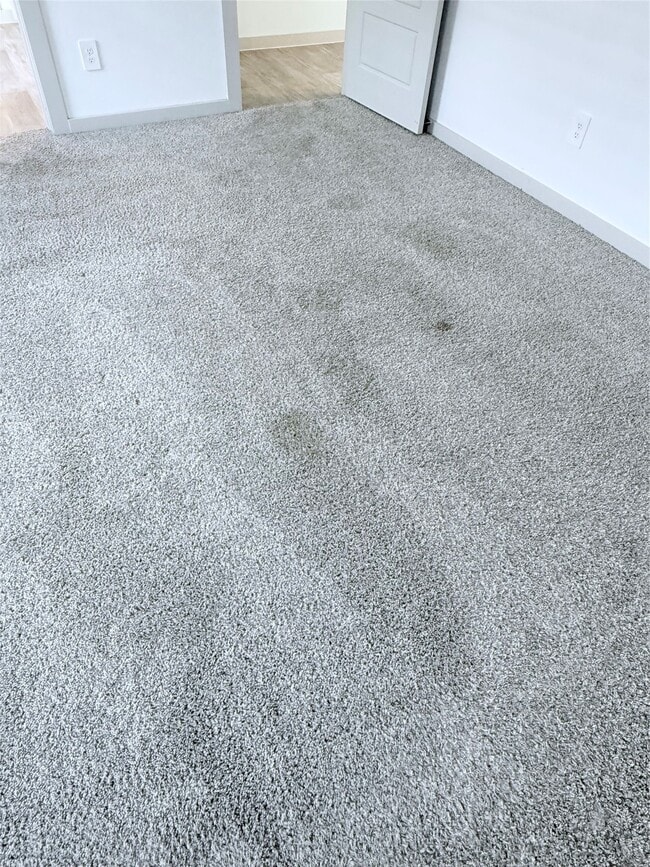 Building Photo - 2824 Gunnersbury Dr