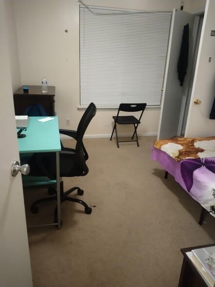 Building Photo - 9523 University Terrace Dr