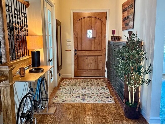 Building Photo - 5820 Palo Pinto Ave