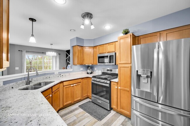 Building Photo - 2389 Stoughton Cir