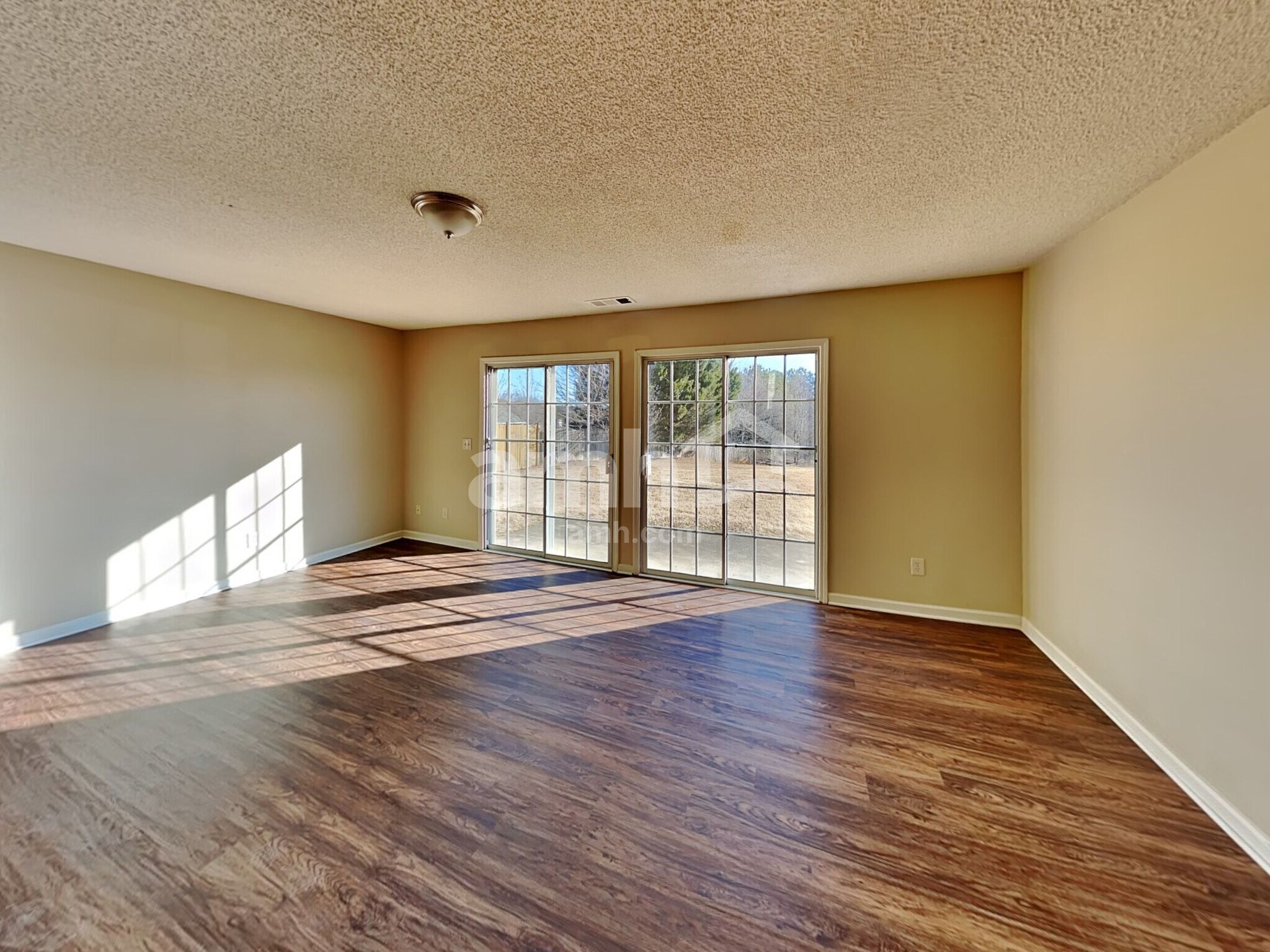 Building Photo - 421 Darter Dr NW