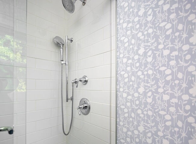 Building Photo - 109 Toylsome Ln