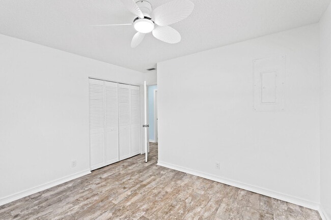 Building Photo - 8675 SW Keathley Ct