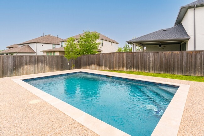 Building Photo - 146 Renodes Garden Ln