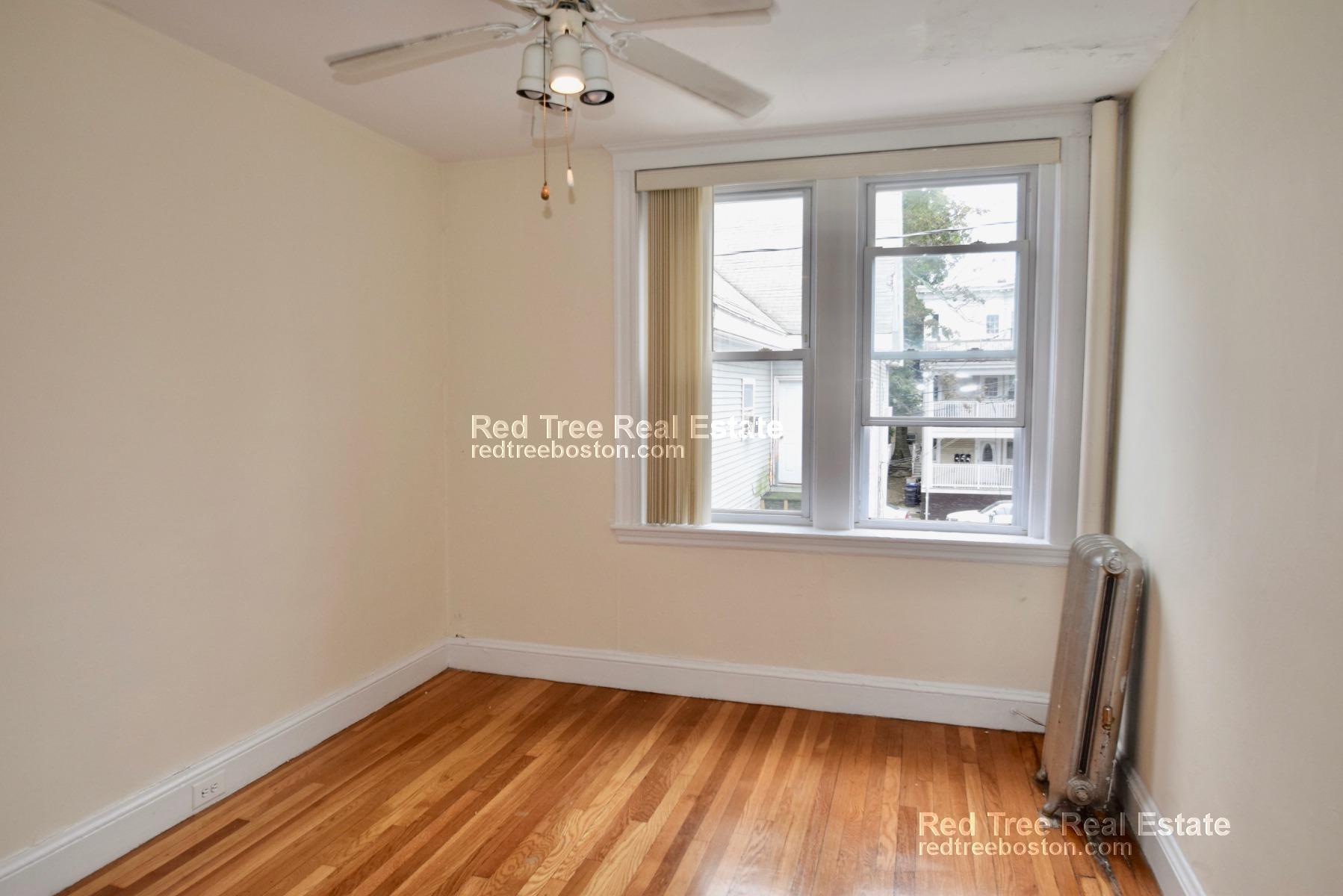 Building Photo - 5 Barrows St