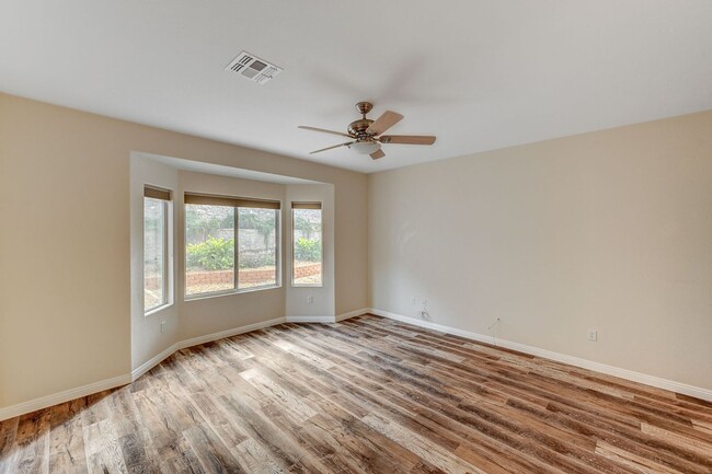 Building Photo - 2/2 BEAUTIFUL Single Story in Sun City Ant...