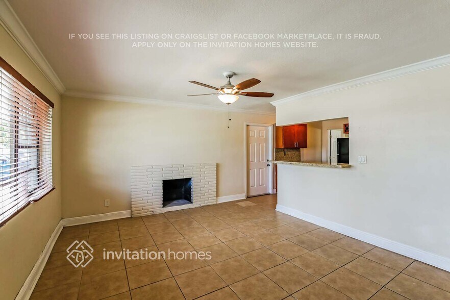 Building Photo - 725 Caddie Pl